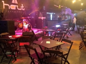 Foto de CHEERS LOUNGE & BAR em Lins, SP por Solutudo