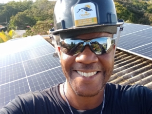 Foto de ENSOLED Energia Renovável em Paulínia, SP por Solutudo