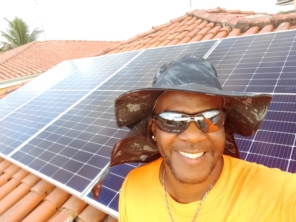 Foto de ENSOLED Energia Renovável em Paulínia, SP por Solutudo