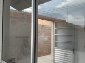 Foto de Cuesta Vidraçaria em Botucatu, SP por Solutudo