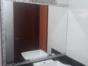 Foto de Cuesta Vidraçaria em Botucatu, SP por Solutudo