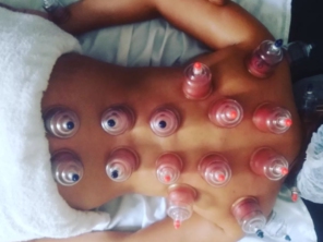 Foto de Flavia Massoterapeuta - Terapia com as mãos em Aracaju, SE por Solutudo