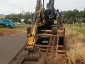 Foto de A. F. Meneghel em Taguaí, SP por Solutudo