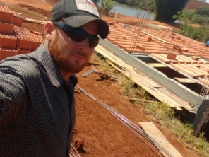 Foto de Rafael Pagani Construções & Vidraçaria em Bernardino de Campos, SP por Solutudo