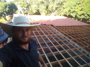 Foto de Rafael Pagani Construções & Vidraçaria em Bernardino de Campos, SP por Solutudo