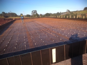 Foto de Rafael Pagani Construções & Vidraçaria em Bernardino de Campos, SP por Solutudo