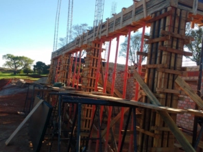 Foto de Rafael Pagani Construções & Vidraçaria em Bernardino de Campos, SP por Solutudo