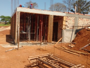 Foto de Rafael Pagani Construções & Vidraçaria em Bernardino de Campos, SP por Solutudo