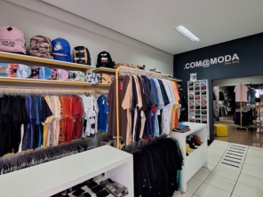 Foto de .Com@Moda em Santa Cruz do Rio Pardo, SP por Solutudo