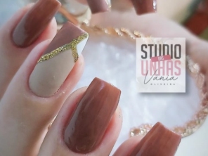 Foto de Studio Dellas em Botucatu, SP por Solutudo