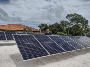 Foto de Solarux Energia Solar em Curitiba, PR por Solutudo