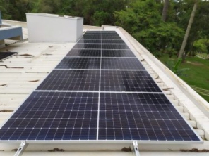 Foto de Solarux Energia Solar em Curitiba, PR por Solutudo