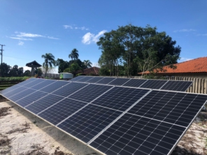 Foto de Solarux Energia Solar em Curitiba, PR por Solutudo