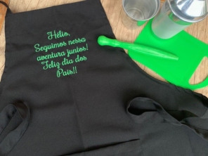 Avental personalizado de dia dos Pais e um kit caipirinha.