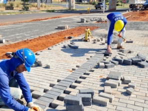 Foto de GRD Projetos e Construções em Agudos, SP por Solutudo