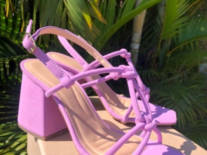 Foto de CF Shoe Store em Bauru, SP por Solutudo