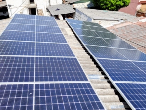 Foto de PROJEVOLT ENERGIA SOLAR em Viamão, RS por Solutudo