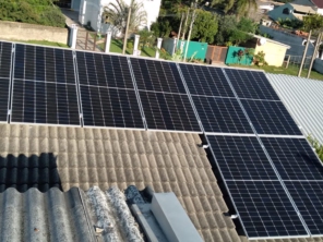 Foto de PROJEVOLT ENERGIA SOLAR em Viamão, RS por Solutudo