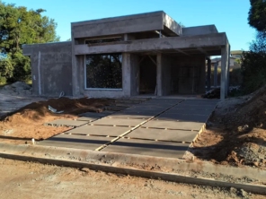 Foto de RN Construção em Botucatu, SP por Solutudo