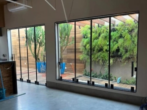 Foto de Laborão Esquadrias Vidraçaria em Avaré, SP por Solutudo