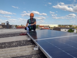 Foto de RF Energia Sustentavel em Porto Alegre, RS por Solutudo