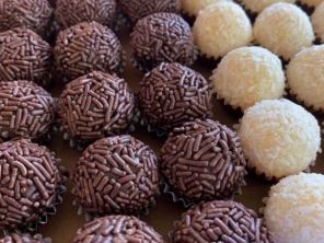 Foto de Docinhos e Cia Confeitaria Artesanal em Botucatu, SP por Solutudo