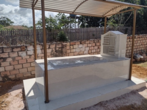 Foto de Gaúcho Mausoléu, Túmulos e Jazigos em Cemitério em Santarém, CE por Solutudo