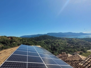 Foto de Ilhasolar Energia Solar em Ilhabela, SP por Solutudo
