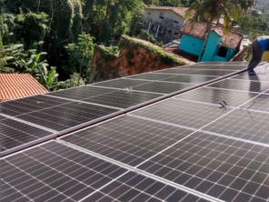 Foto de Ilhasolar Energia Solar em Ilhabela, SP por Solutudo