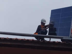 Foto de Serg Energia Solar em Niterói, RJ por Solutudo