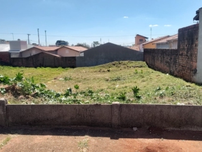 Foto de Jean Jardineiro - Roçagem de terreno em Botucatu, SP por Solutudo