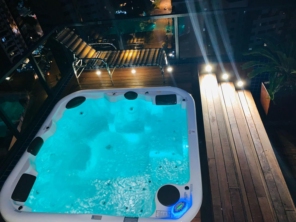 Foto de Amazon SPA - Loja Batel em Curitiba, PR por Solutudo