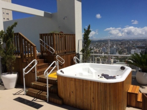 Foto de Amazon SPA - Loja Batel em Curitiba, PR por Solutudo