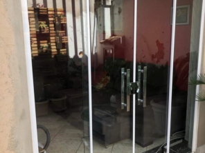 Foto de Jgvidros e Esquadria em Salvador, BA por Solutudo