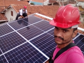Foto de Plataforma Solar em Artur Nogueira, SP por Solutudo