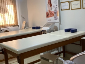 Foto de Centro de Medicina e Estética Belas Curvas em Uruaçu, GO por Solutudo