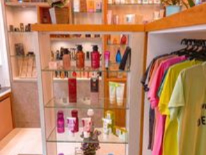 Foto de Yasu Cosméticos e Perfumaria em Cotia, SP por Solutudo