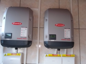 Foto de House Solar Energia Solar Fotovoltaica em Patos de Minas, MG por Solutudo