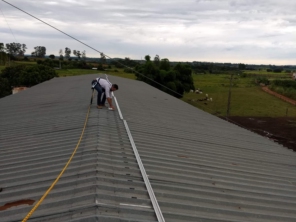 Foto de House Solar Energia Solar Fotovoltaica em Patos de Minas, MG por Solutudo