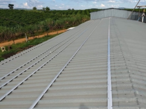 Foto de House Solar Energia Solar Fotovoltaica em Patos de Minas, MG por Solutudo