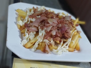 Foto de Burger King em Avaré, SP por Solutudo