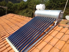 Foto de MR Aquecedor Solar em Itajubá, MG por Solutudo