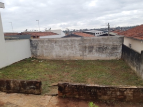 Foto de Aguiar Jardinagem Paisagismo e Grama em Botucatu, SP por Solutudo