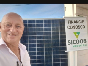 Foto de Energia Solar - Cardio House em Vila Velha, ES por Solutudo