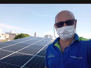 Foto de Energia Solar - Cardio House em Vila Velha, ES por Solutudo