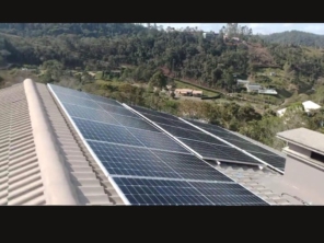 Foto de Energia Solar - Cardio House em Vila Velha, ES por Solutudo