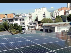 Foto de Energia Solar - Cardio House em Vila Velha, ES por Solutudo
