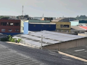 Foto de Energia Solar - Cardio House em Vila Velha, ES por Solutudo