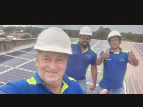 Foto de Energia Solar - Cardio House em Vila Velha, ES por Solutudo