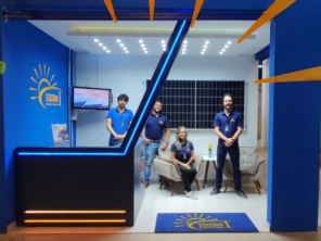 Foto de Station1 Energia Solar em Vespasiano, MG por Solutudo